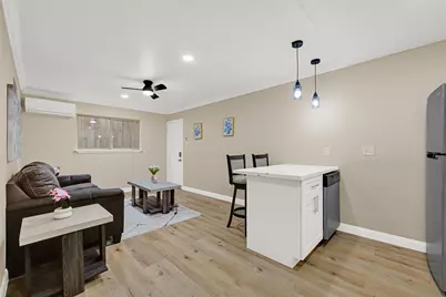 1603 Welch Street #1, Houston, TX 77006 - Photo 15