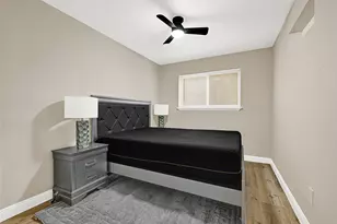 1603 Welch St, Houston, TX 77006 - Photo 19