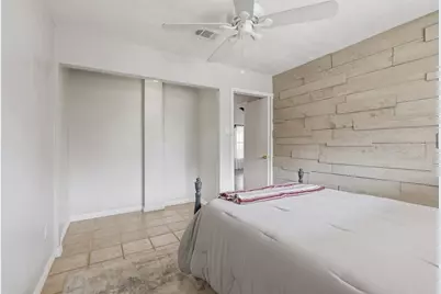 221 Oak Road, Clear Lake Shores, TX 77565 - Photo 13