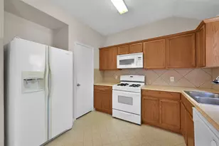 5046 Willow Point Dr, Conroe, TX 77303 - Photo 13