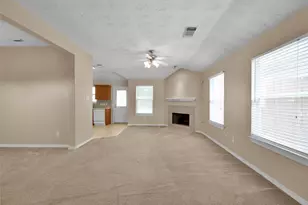 5046 Willow Point Dr, Conroe, TX 77303 - Photo 7