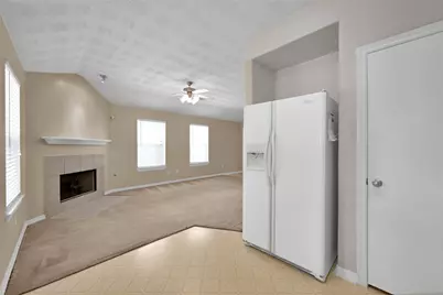 5046 Willow Point Drive, Conroe, TX 77303 - Photo 15