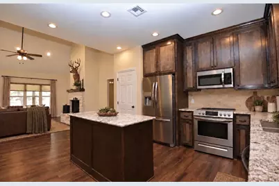 1800 County Road 122, Hallettsville, TX 77964 - Photo 11