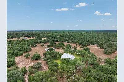 1800 County Road 122, Hallettsville, TX 77964 - Photo 7