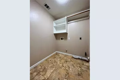 510 Oak Briar Drive, Kemah, TX 77565 - Photo 23