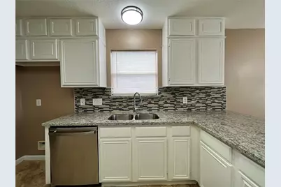 510 Oak Briar Drive, Kemah, TX 77565 - Photo 13