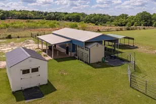 10976 Whiterock Rd, Bremond, TX 76629 - Photo 5