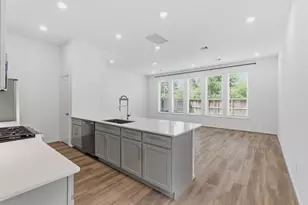 500 Dry Fork Ln, Conroe, TX 77304 - Photo 11