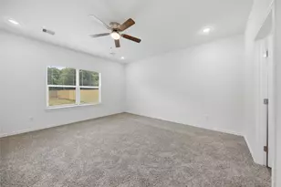 185 Oak Cluster Dr, Columbus, TX 78934 - Photo 7