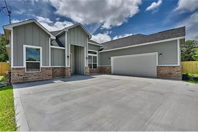 185 Oak Cluster Drive, Columbus, TX 78934 - Photo 3