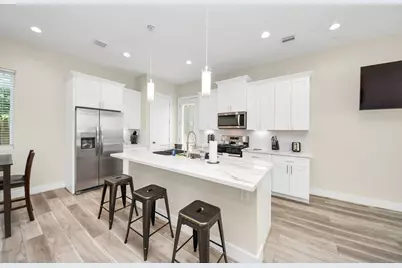 5935 Beall Street #B, Houston, TX 77091 - Photo 9