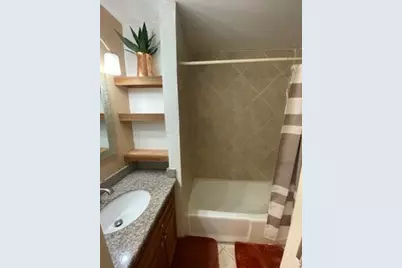 9642 Intervale Street, Houston, TX 77075 - Photo 17
