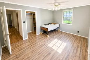 515 County Rd 422, Bronson, TX 75930 - Photo 9