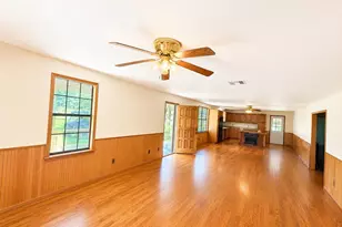 515 County Rd 422, Bronson, TX 75930 - Photo 3