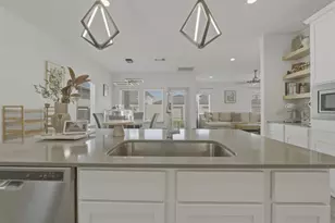 12815 Harlesden Ln, Houston, TX 77047 - Photo 9