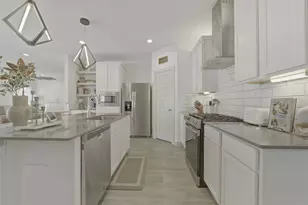 12815 Harlesden Ln, Houston, TX 77047 - Photo 11