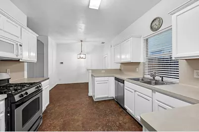 15411 Lucky Star Drive, Houston, TX 77082 - Photo 9