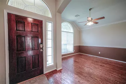39 Belcarra Place, The Woodlands, TX 77382 - Photo 3