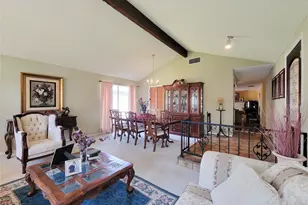 12207 Chartwell Dr, Houston, TX 77031 - Photo 5