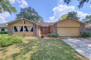 12207 Chartwell Dr, Houston, TX 77031 - Photo 1