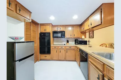 12207 Chartwell Drive, Houston, TX 77031 - Photo 9