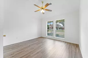 15702 Twisting Springs Dr, Cypress, TX 77433 - Photo 21