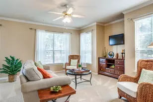 10221 Centrepark Dr, Houston, TX 77043 - Photo 3