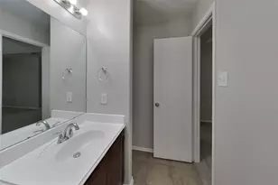 12607 Rio Grande Ln, Rosharon, TX 77583 - Photo 9