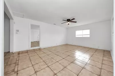 3329 Stassen Street, Houston, TX 77051 - Photo 9