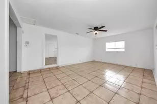 3329 Stassen St, Houston, TX 77051 - Photo 9