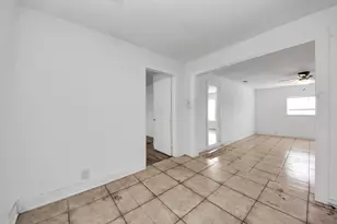 3329 Stassen St, Houston, TX 77051 - Photo 11