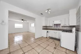 3329 Stassen St, Houston, TX 77051 - Photo 15