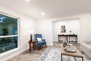 12211 Appleby Dr, Houston, TX 77031 - Photo 9