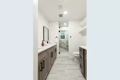 12211 Appleby Drive, Houston, TX 77031 - Photo 29