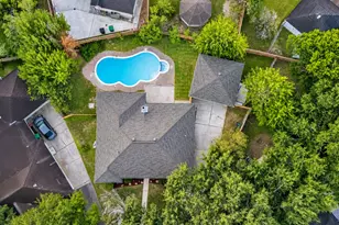12211 Appleby Dr, Houston, TX 77031 - Photo 37