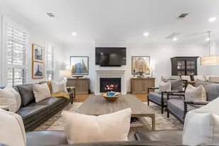 2126 Briarglen Dr, Houston, TX 77027 - Photo 9