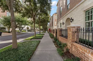 2126 Briarglen Dr, Houston, TX 77027 - Photo 25