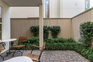 2126 Briarglen Dr, Houston, TX 77027 - Photo 23