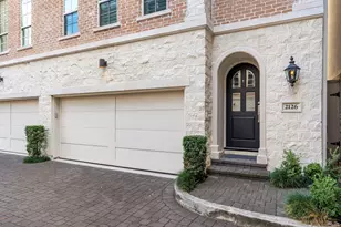 2126 Briarglen Dr, Houston, TX 77027 - Photo 5