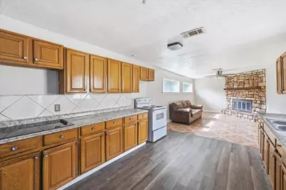2230 Toledo Street, Beaumont, TX 77703 - Photo 7