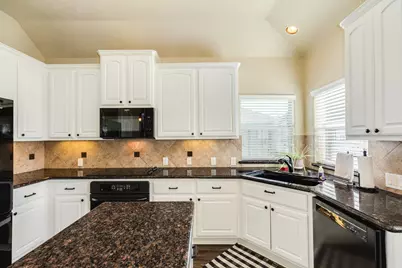264 Lasso Street, Angleton, TX 77515 - Photo 11