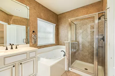 264 Lasso Street, Angleton, TX 77515 - Photo 17