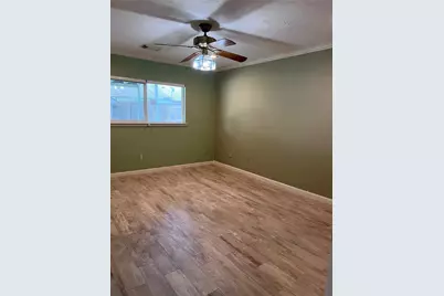 7819 Trabajo Drive, Houston, TX 77083 - Photo 19