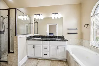 210 Grove Street, Houston, TX 77020 - Photo 15