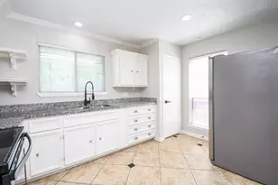 6906 Grant Dr, Richmond, TX 77469 - Photo 9