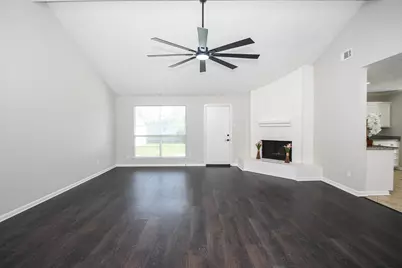 6906 Grant Drive, Richmond, TX 77469 - Photo 5