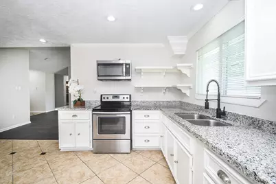 6906 Grant Drive, Richmond, TX 77469 - Photo 11