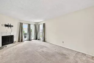 1515 Sandy Springs Rd, Houston, TX 77042 - Photo 5