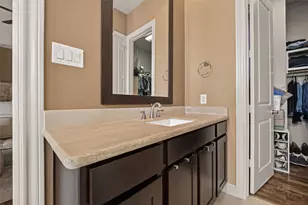 10929 Upland Park, Houston, TX 77043 - Photo 41