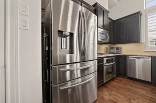 10929 Upland Park, Houston, TX 77043 - Photo 21